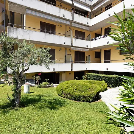Brezza Del Apartment *